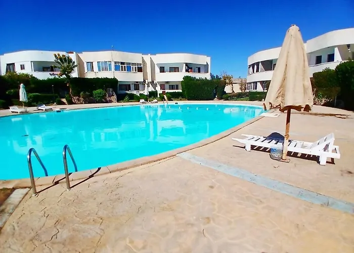 Revive At Criss Naama Bay Swimming Pool * Sharm-el-Sheikh